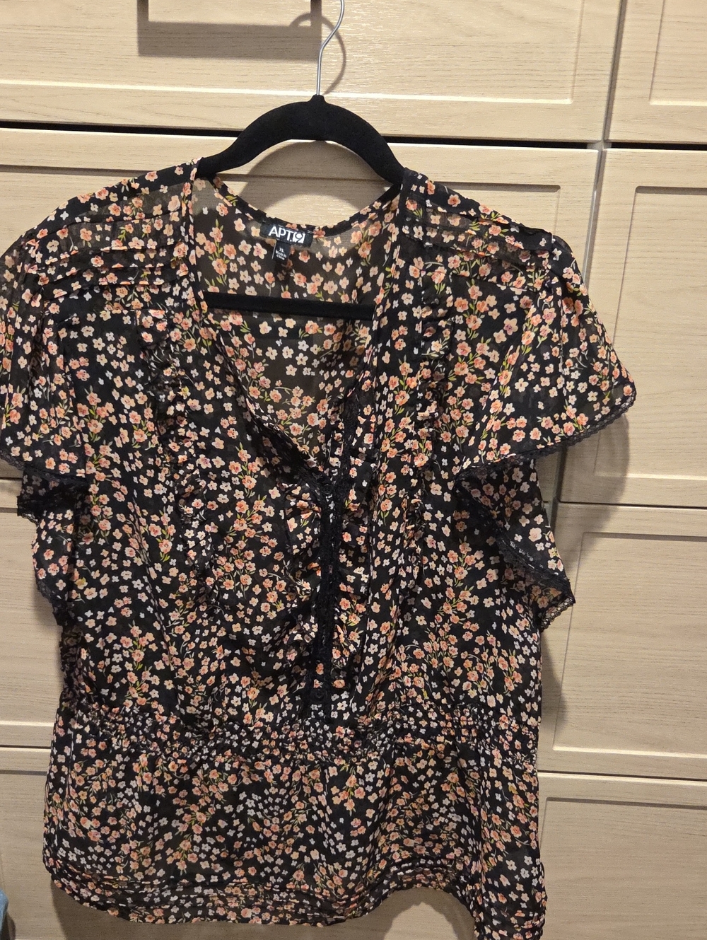 Apt. 9 Black Floral Tie-Neck Ruffle Blouse